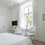Penzion The Byron 4*
