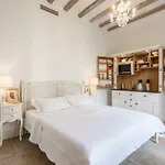 The Byron 4*