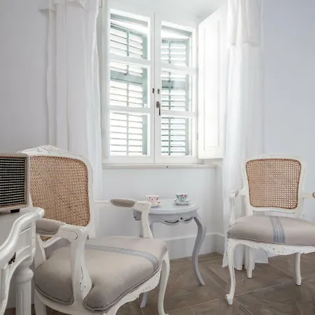 The Byron Gostinjska kuća 4*