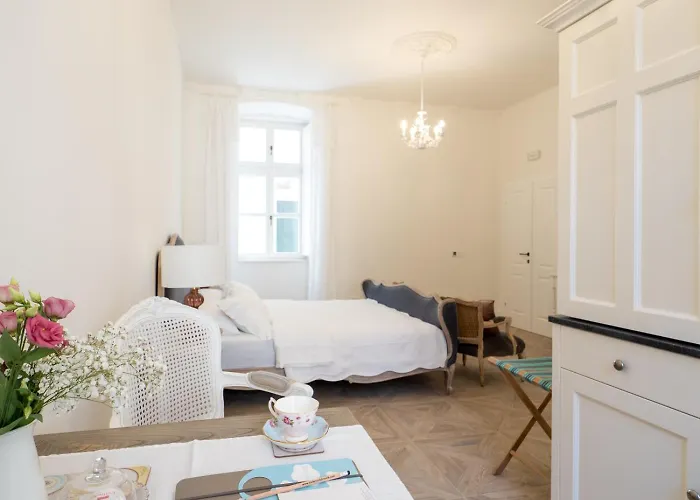 The Byron Affittacamere