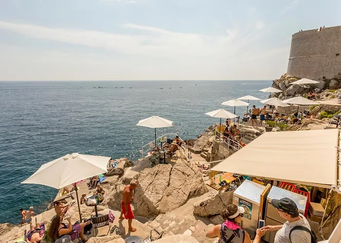 The Byron Guest house