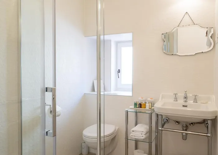 Гостевой дом The Byron 4*